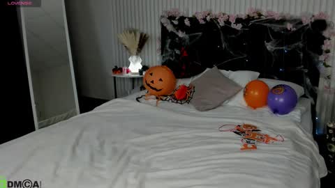 Barbie Staze online show from October 26, 2:23 am