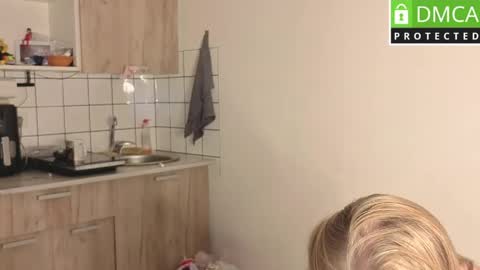 Barbie Staze online show from April 25, 8:06 pm