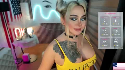 Snapshot of barbietop_alexa69 chatting on October 5, 9:22 pm Miss Alexa Fields online show from October 5, 9:22 pm
