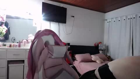 VALENTINA online show from February 4, 11:30 pm