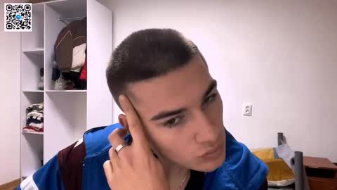 Eric online show from December 17, 7:42 pm