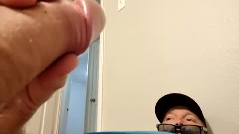 Snapshot of barniemay1 chatting on October 27, 2:22 am barniemay1 online show from October 27, 2:22 am
