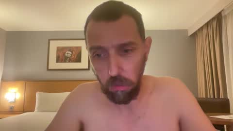 Snapshot of barrsirnbru chatting on October 8, 12:51 am barrsirnbru online show from October 8, 12:51 am
