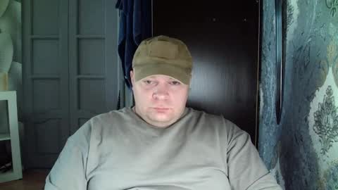 basi_look online show from February 18, 8:27 am