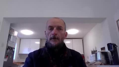 Snapshot of basiccamguy chatting on October 4, 11:19 am basiccamguy online show from October 4, 11:19 am