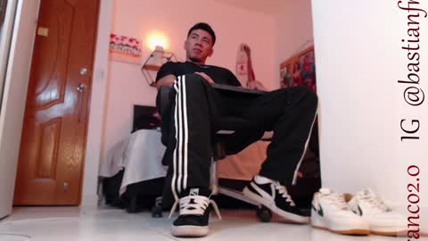 Snapshot of bastian_franco01 chatting on December 15, 2:08 am Bastian Independent Model online show from December 15, 2:08 am