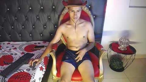 Snapshot of bastian_jonnes chatting on October 7, 12:56 pm Bastian online show from October 7, 12:56 pm