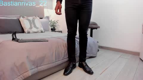 Bastian. online show from October 21, 12:10 pm