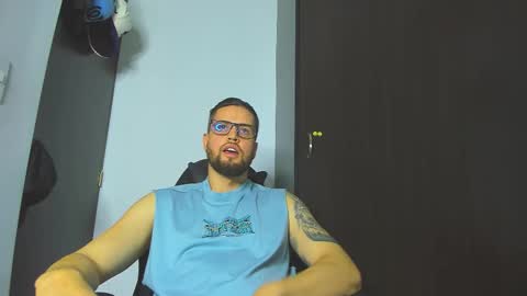 bastianwatson10 online show from November 10, 5:59 pm