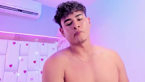 Bastian online show from February 19, 1:38 am