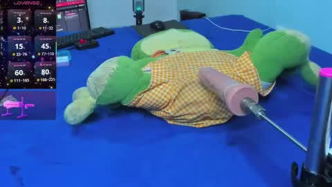 alex independent model   ig bbalexmoon online show from April 14, 9:40 pm