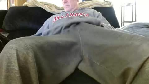 bbboooyyy11 online show from February 12, 7:55 am