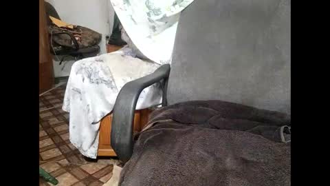 bbc_joyboi online show from April 14, 12:19 pm