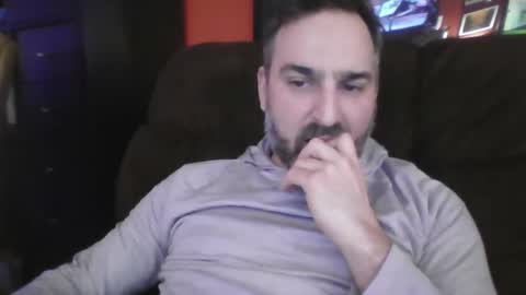 beardedambition online show from March 1, 7:26 pm