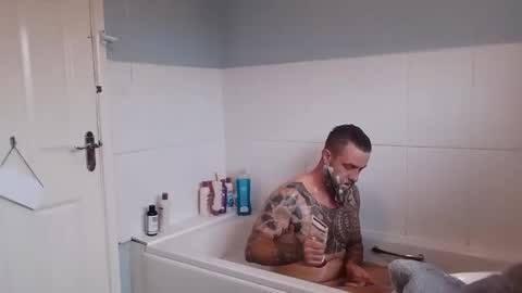 beardedtattedguy online show from September 11, 3:35 pm