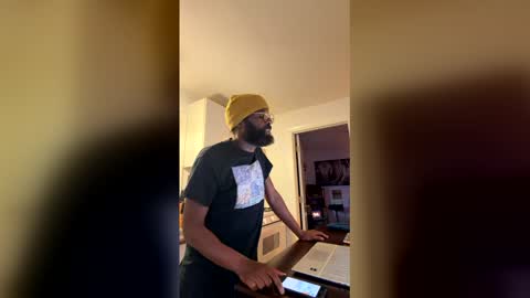 bearmeat4you online show from March 29, 1:51 am