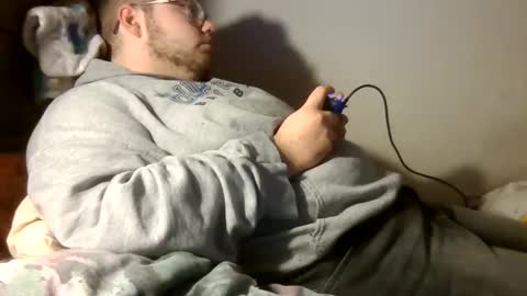 Snapshot of bearmoon820430 chatting on September 17, 12:14 am bearmoon820430 online show from September 17, 12:14 am