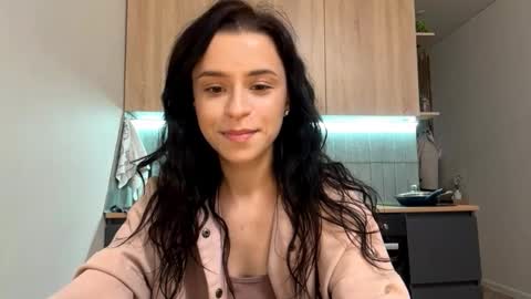 Snapshot of beatriceesmond chatting on October 9, 9:48 am Katie online show from October 9, 9:48 am