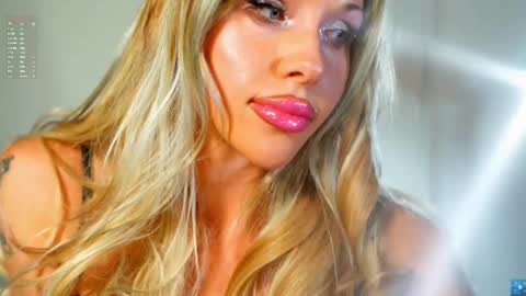 beatrix_rich online show from December 21, 6:25 pm