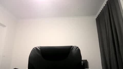 beatsboy87 online show from January 6, 3:40 pm