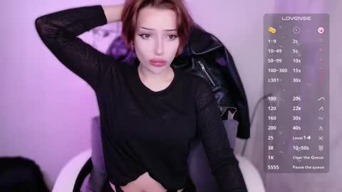 Snapshot of beaty_lilith chatting on October 13, 2:08 pm beaty_lilith online show from October 13, 2:08 pm