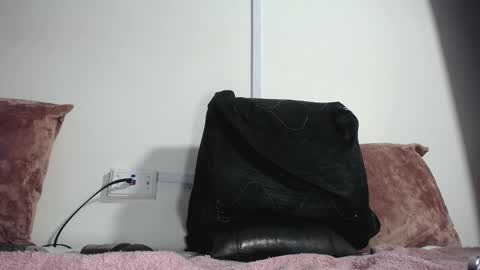 Snapshot of beautifull_wild_girl chatting on March 8, 10:24 pm maria online show from March 8, 10:24 pm