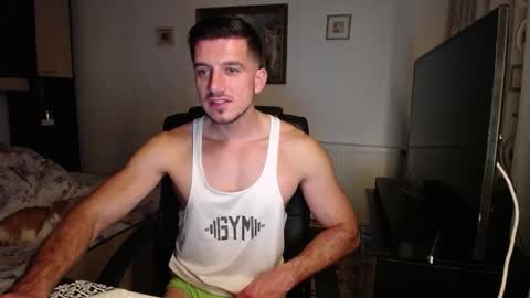 Mia and Jake online show from November 12, 9:50 pm