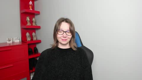 Zoe online show from March 31, 6:14 am