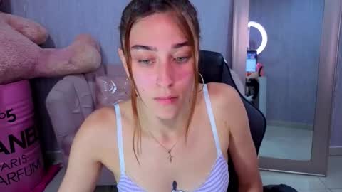 beba_fox_a online show from February 20, 3:17 am