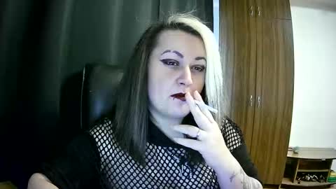 Becca-Van-Boa online show from February 20, 2:08 pm