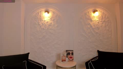 Am Becca online show from September 28, 5:33 pm