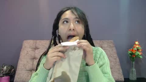 Becky online show from October 24, 12:17 pm