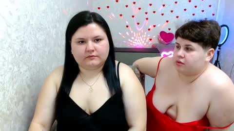 BeckyAndEllen online show from February 21, 9:13 am