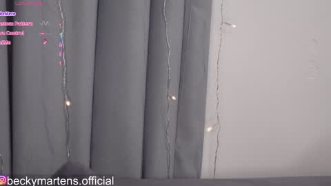 BeckyMartens come join me on    while im offline here  online show from February 3, 6:40 am