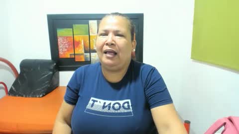 Snapshot of beckyummys chatting on February 14, 12:03 pm beckyummys online show from February 14, 12:03 pm