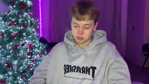 beeb0y online show from December 4, 2:49 pm