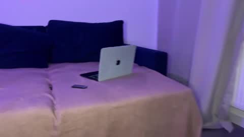 beeb0y online show from November 6, 3:48 pm