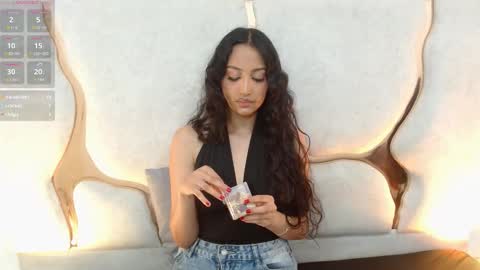 BELLA online show from September 25, 3:30 pm