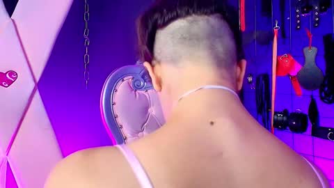 bela_sophie_ online show from October 23, 7:04 pm