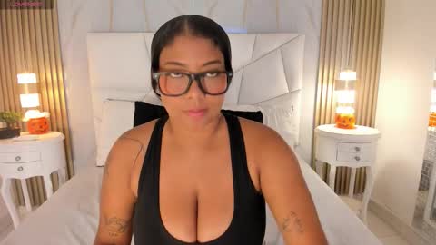 Bela online show from November 1, 2:38 pm