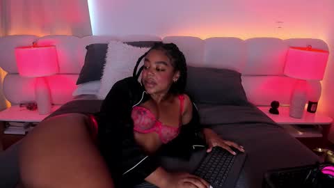Snapshot of belkis_mills chatting on September 13, 9:06 pm Belkis online show from September 13, 9:06 pm