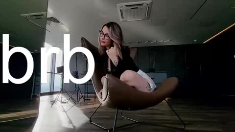 Snapshot of bella_alita chatting on February 22, 11:46 pm lita online show from February 22, 11:46 pm