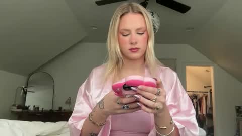 Bella Baby online show from February 3, 4:22 pm