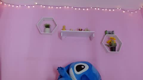 bella_gentle online show from October 22, 11:45 am