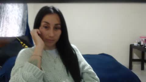 bella_luna34 online show from March 9, 9:08 pm