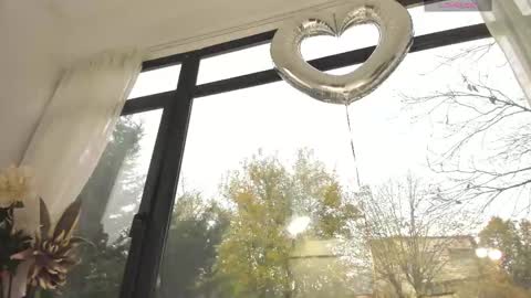 bella_posh online show from November 18, 6:16 am