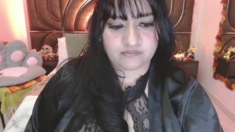 Snapshot of bella_taylor_a chatting on October 4, 2:53 am  Bella Taylore  online show from October 4, 2:53 am