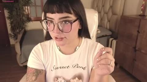 Bella  online show from October 7, 7:32 pm