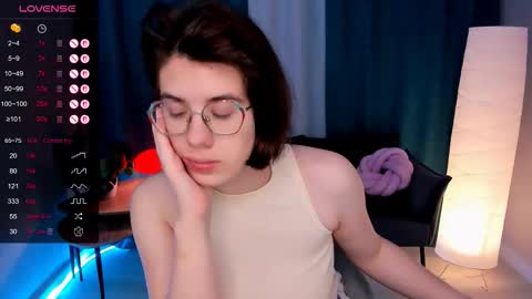 hello guys im Bella online show from November 19, 2:22 am