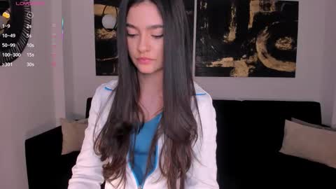 Snapshot of bellaclark1 chatting on September 30, 3:39 am Bella online show from September 30, 3:39 am